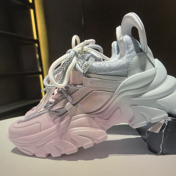 Men’s shoes - Picture 3 of 4